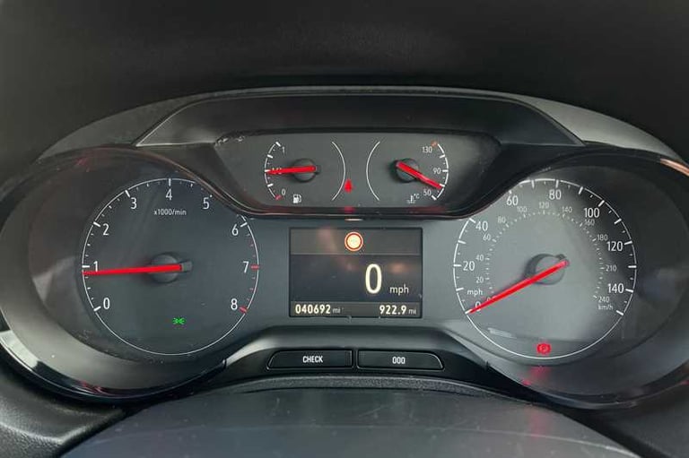 2019 Vauxhall Grandland X 1.2 Turbo SE 5dr HATCHBACK PETROL Manual