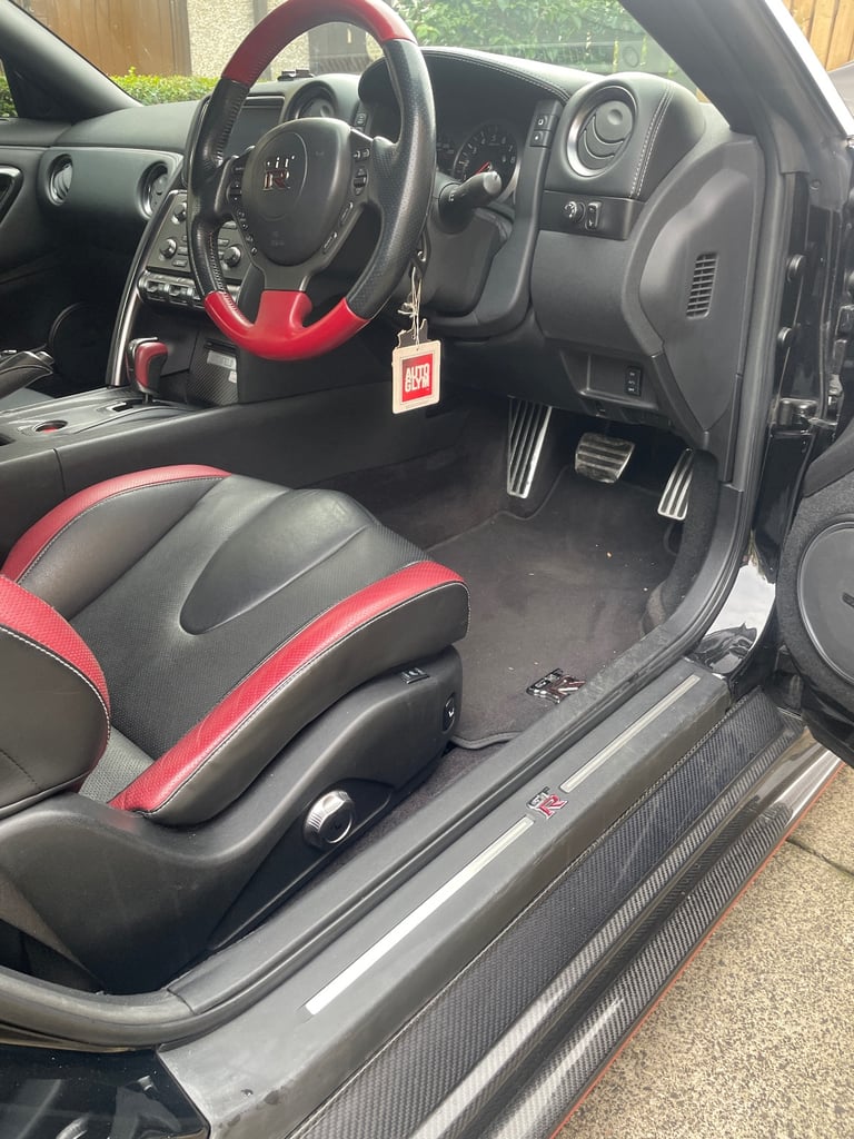 Nissan, GT-R, Coupe, 2016, Semi-Auto, 3799 (cc), 2 doors
