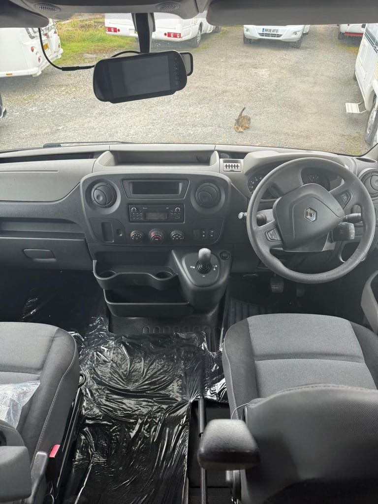 2016 - Rimor Katamarano 9  64,000 Miles - 7 Berth / 7 Belts Automatic