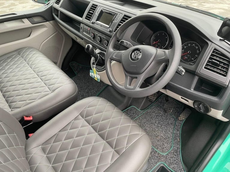 Volkswagen Transporter T28 Camperking 4 berth 5 belt Rock & Roll bed camperv