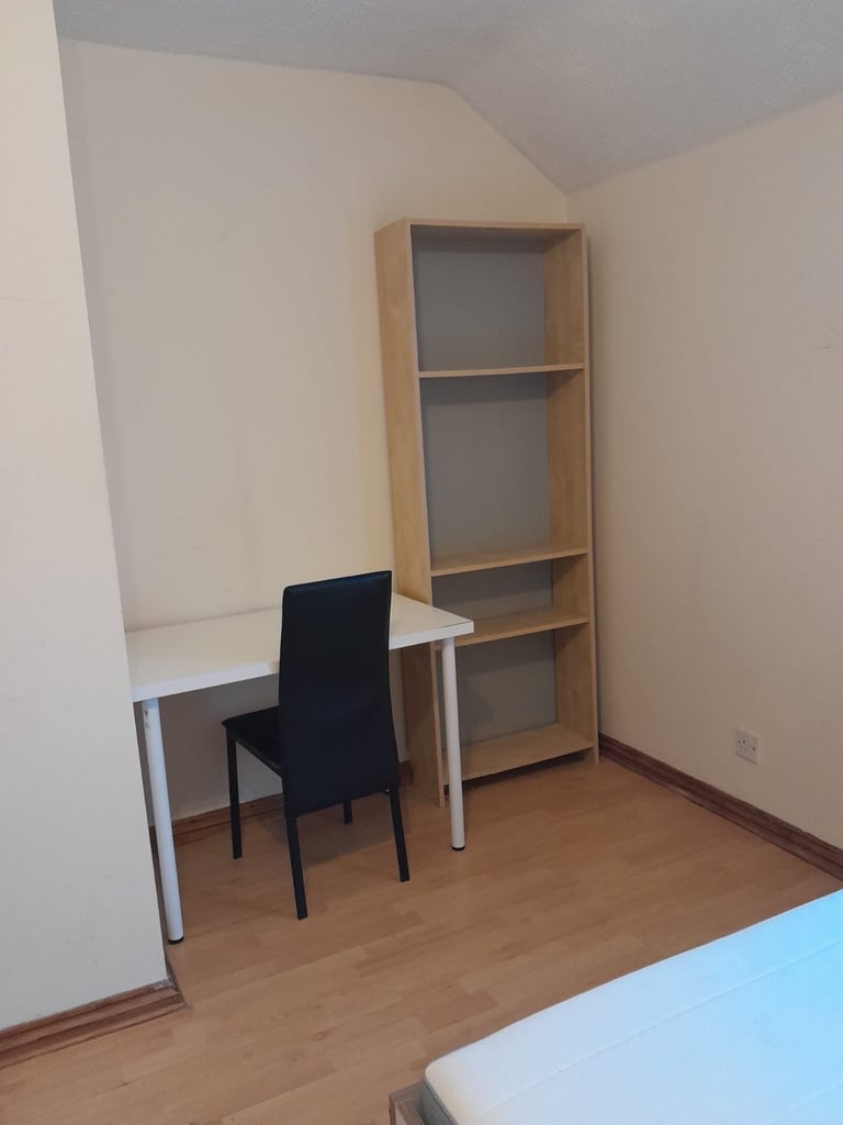Double room for rent 