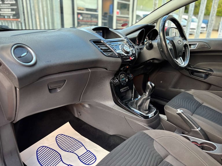 2016 Ford Fiesta 1.0 Fiesta Titanium 5dr Hatchback Petrol Manual