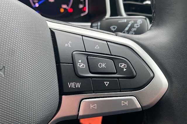 2023 Volkswagen T-Roc 1.5 TSI 2024MY R-Line Hatchback Petrol Manual