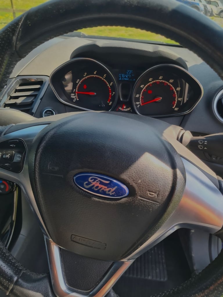 Ford, FIESTA, Hatchback, 2014, Manual, 1596 (cc), 3 doors