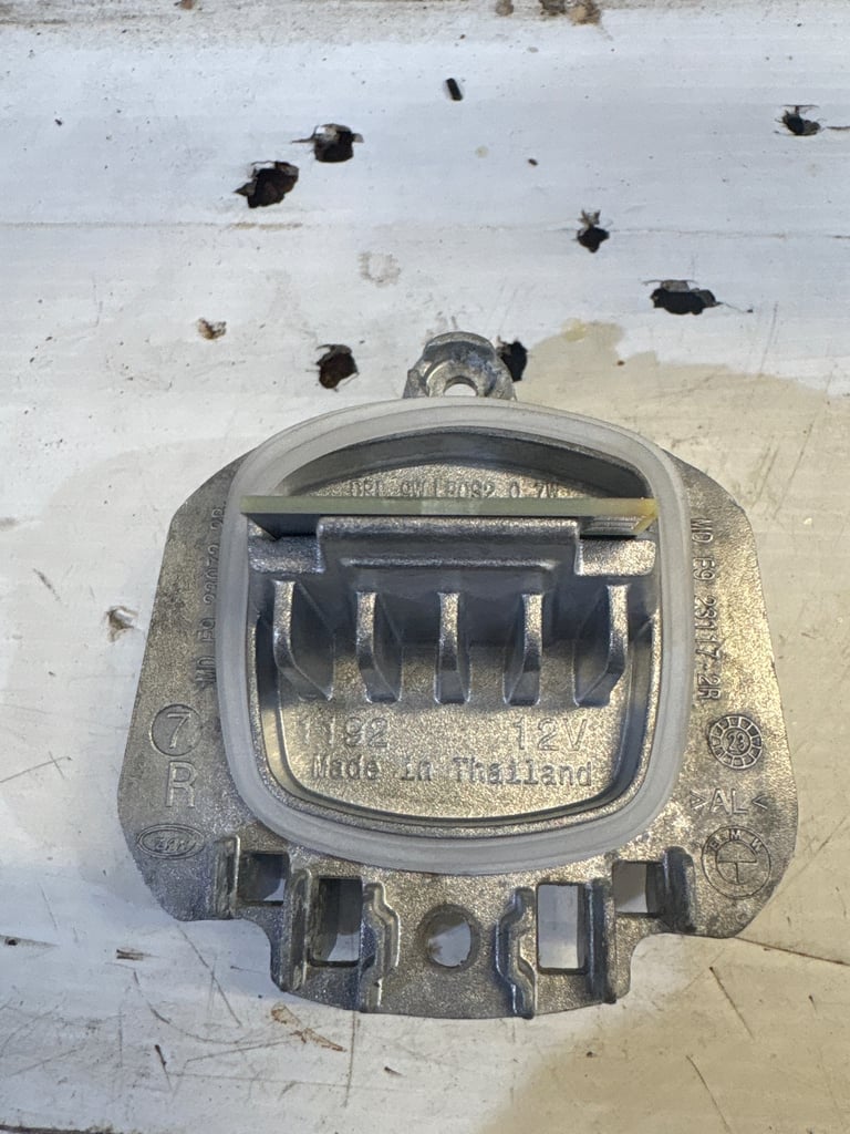 BMW i4 led headlamp control unit 