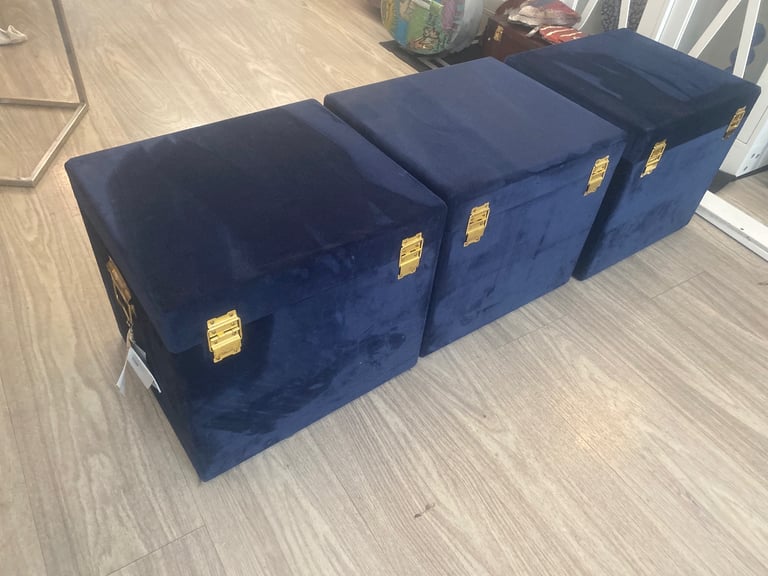 image for X1 Navy Blue velvet large storage / vinyl boxes