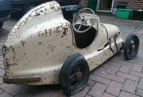 AUSTIN PATHFINDER PEDAL CAR WANTED AUSTIN PATHFINDER PEDAL CAR WANTED 