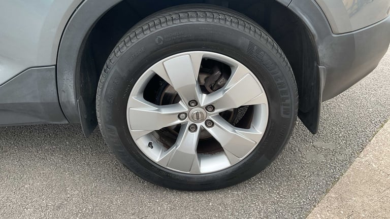  Volvo XC40 1.5 T3 Momentum 5dr Estate Petrol Manual