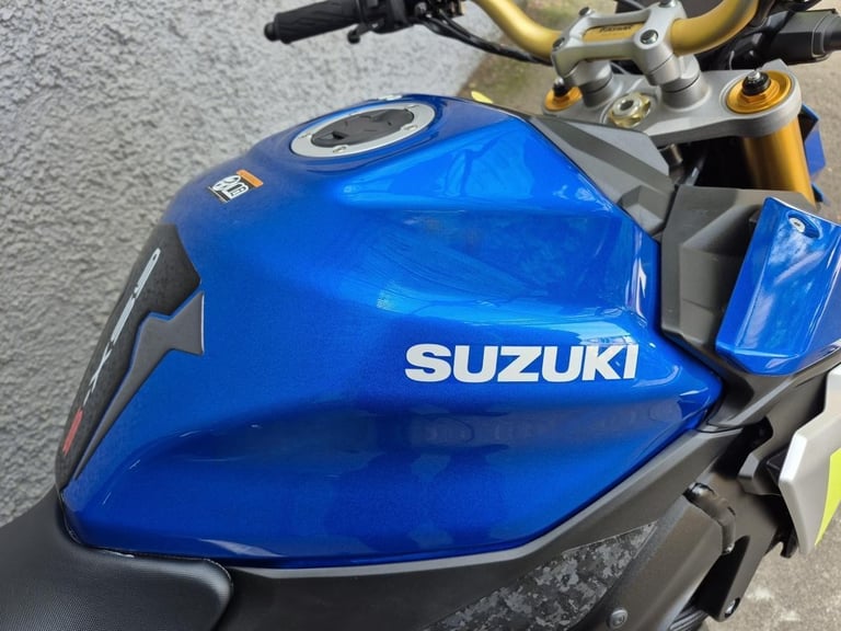 Suzuki GSX-S1000 GSXS1000 