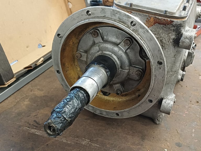 Bentley MkVI manual gearbox suitable for 1945-55 models fitted with manual gearbox.
