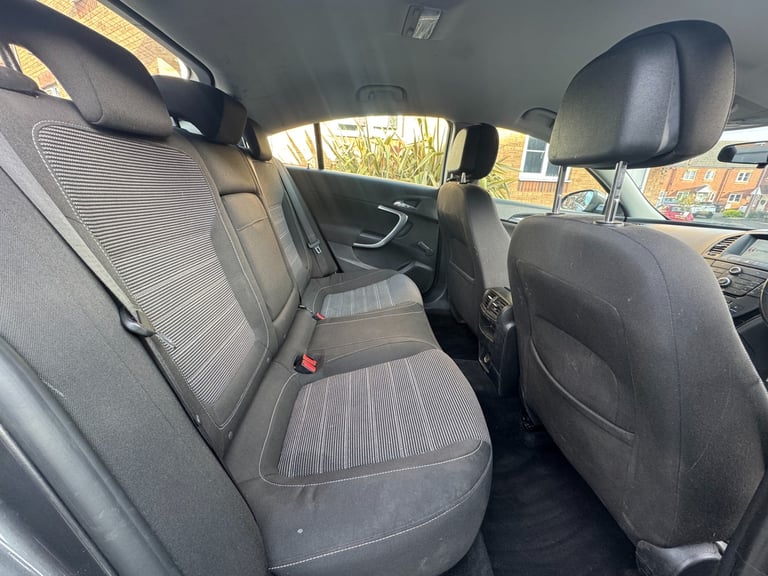 2012 Vauxhall Insignia 2.0 CDTi SRi Nav [160] 5dr HATCHBACK Diesel Manual