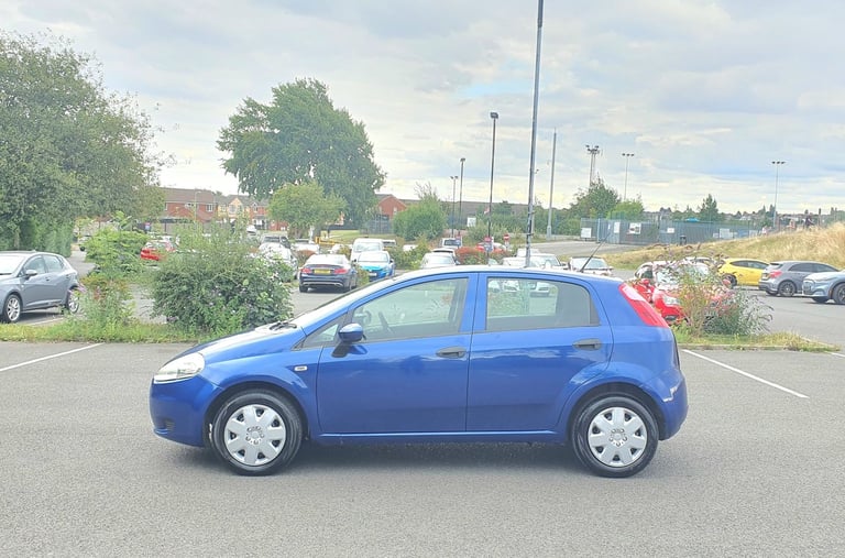 Fiat Punto Long Mot Hatchback, 2009, Manual, 1368 (cc), 5 doors