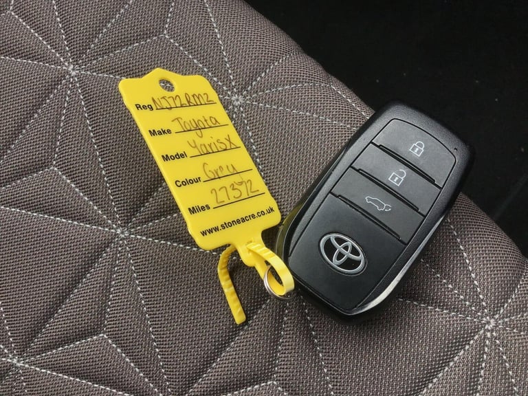 2022 Toyota Yaris Cross 1.5 VVT-h Excel SUV 5dr Petrol Hybrid E-CVT Euro 6 (s/s) (116 ps) HATCHBA...