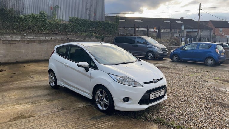  Ford Fiesta 1.6 TD Zetec S 3dr Diesel Manual