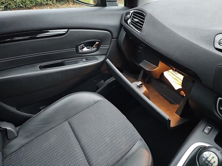 2015 Renault Grand Scenic 1.5 dCi Dynamique Nav 5dr MPV DIESEL Manual