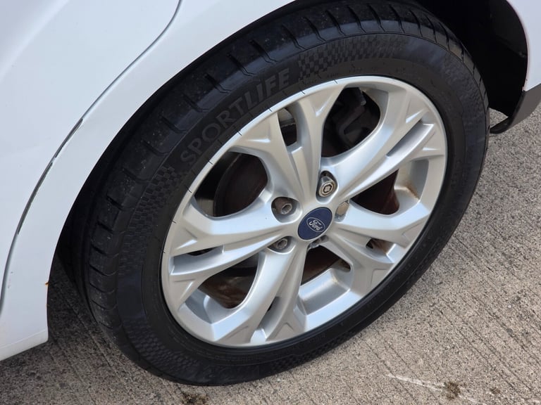 2011 Ford S-Max 2.0 TDCi 140 Titanium 5dr MPV Diesel Manual