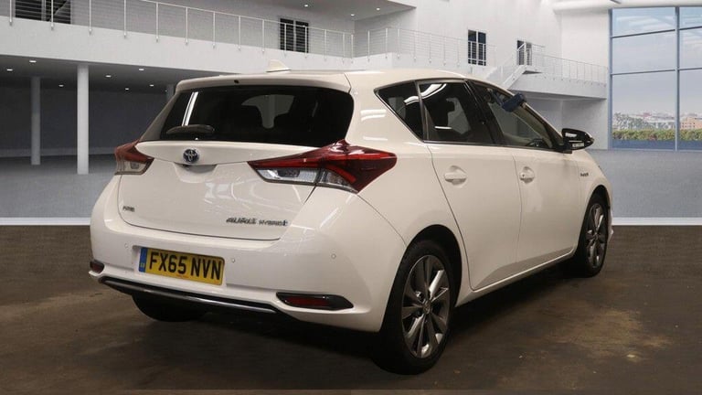 2015 Toyota Auris 1.8 VVT-h Excel CVT Euro 6 (s/s) 5dr HATCHBACK Petrol/Electric Hybrid Automatic