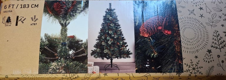 6' Artificial Christmas tree 