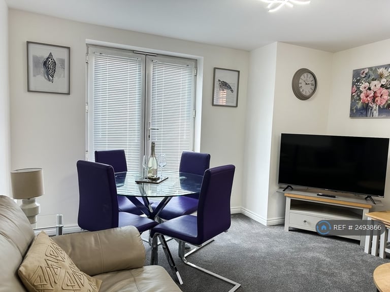 2 bedroom flat in Conyger Close, Great Oakley, Corby, NN18 (2 bed) (#2493866)