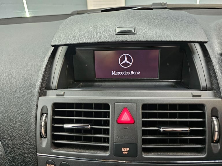 2010 Mercedes-Benz C-Class 1.8 C180 BlueEfficiency Sport Auto Euro 5 4dr SALOON Petrol Automatic