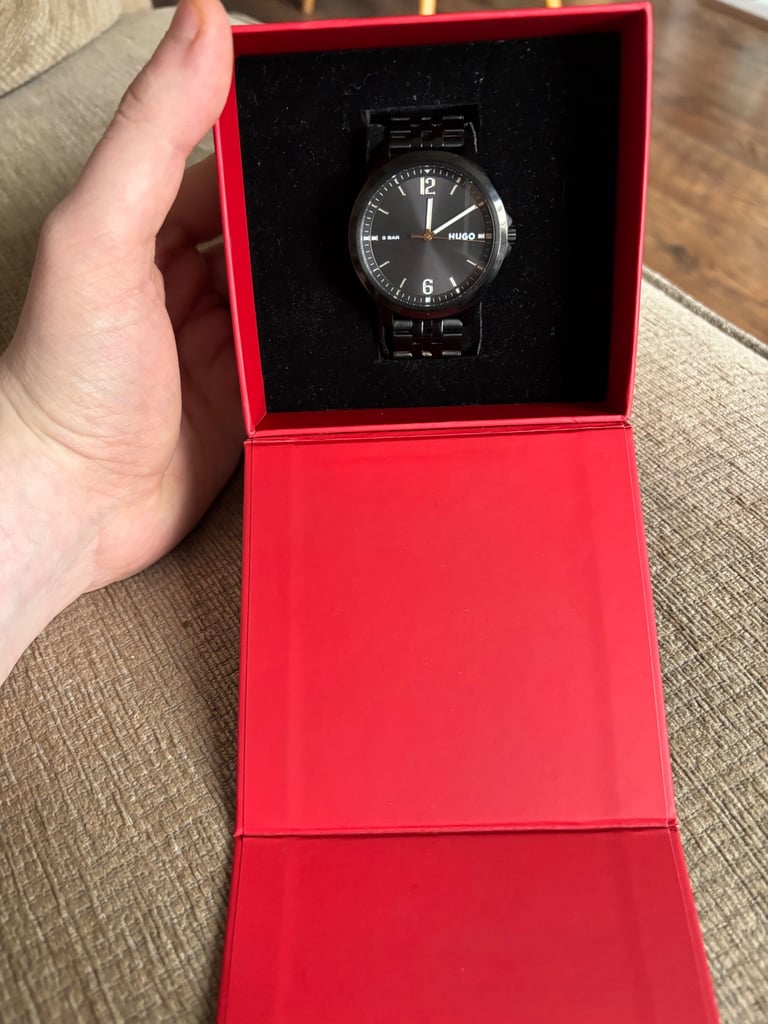 Hugo watch