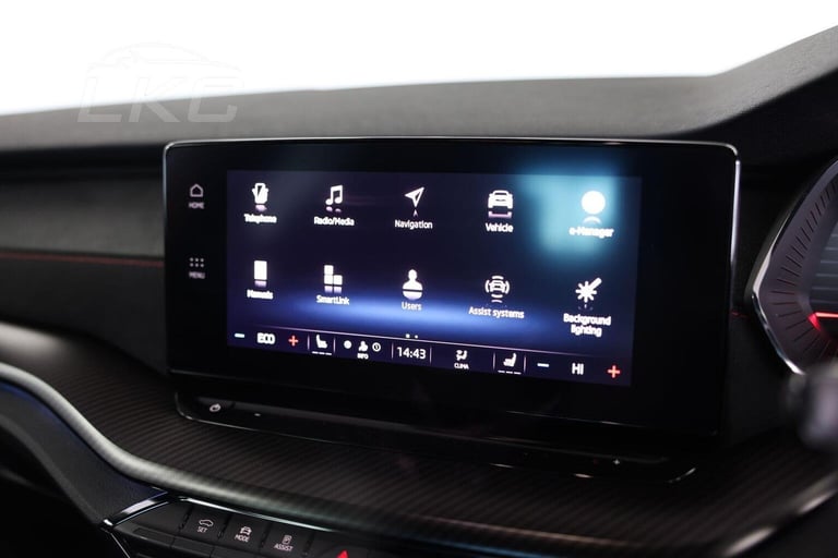 SKODA OCTAVIA 1.4 TSI iV 13kWh vRS DSG Euro 6 (s/s) 5dr 2024