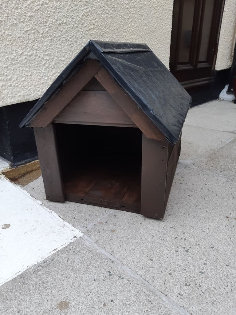 image for Kennel small for dog or cats, VGC SOLID WOOD