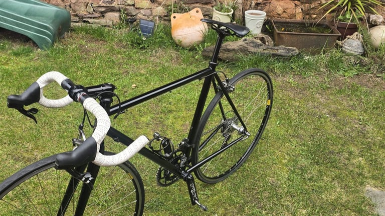 Racing bicycle 