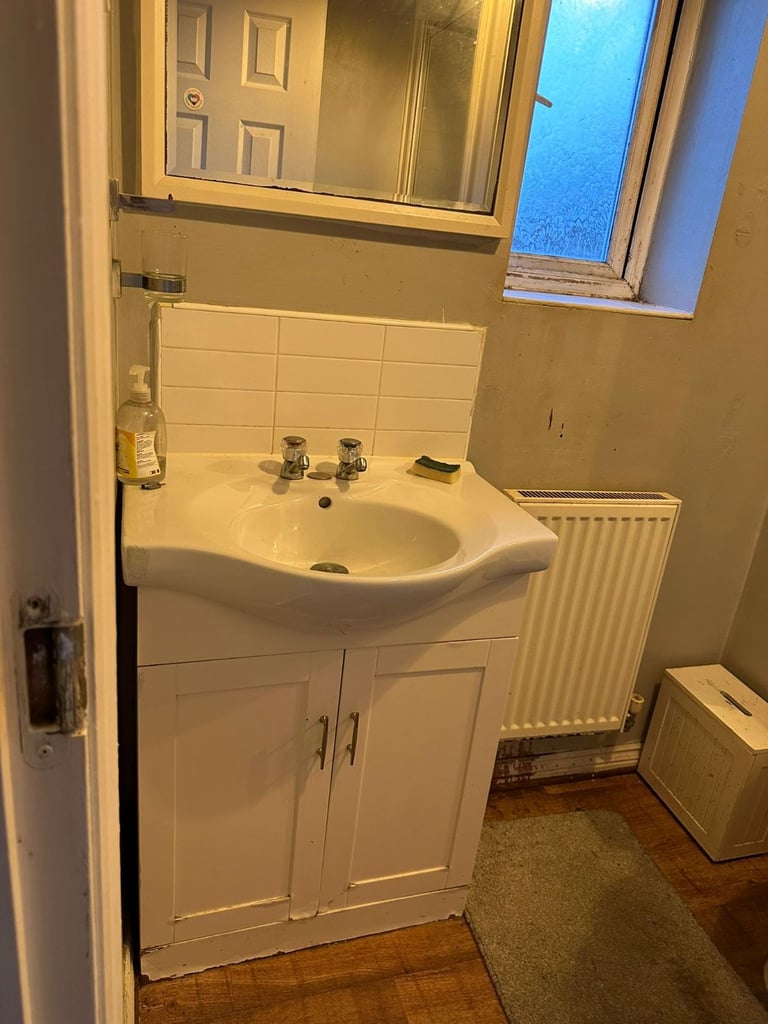 Lovely One-Bedroom sharing House – Perfect for Couples