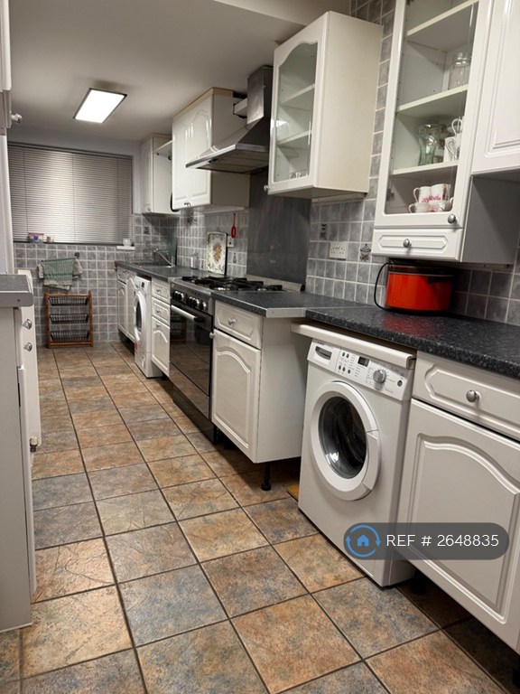 4 bedroom house in Grangemouth Road, Coventry, CV6 (4 bed) (#2648835)
