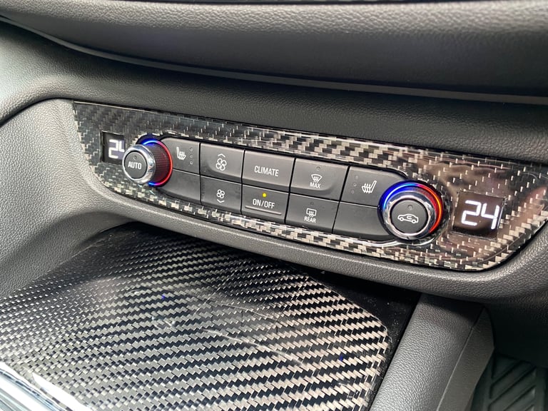 2018 Vauxhall Insignia 2.0 Turbo D BlueInjection Elite Nav Sports Tourer 5dr