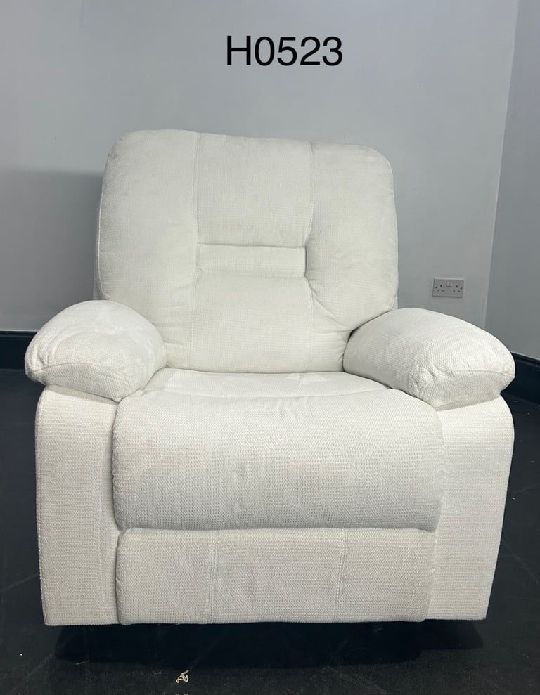 Beliani White Fabric Manual Recliner Armchair £150 Free Local Delivery 