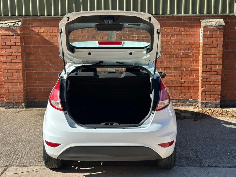 FORD FIESTA 1.3 Zetec 2012