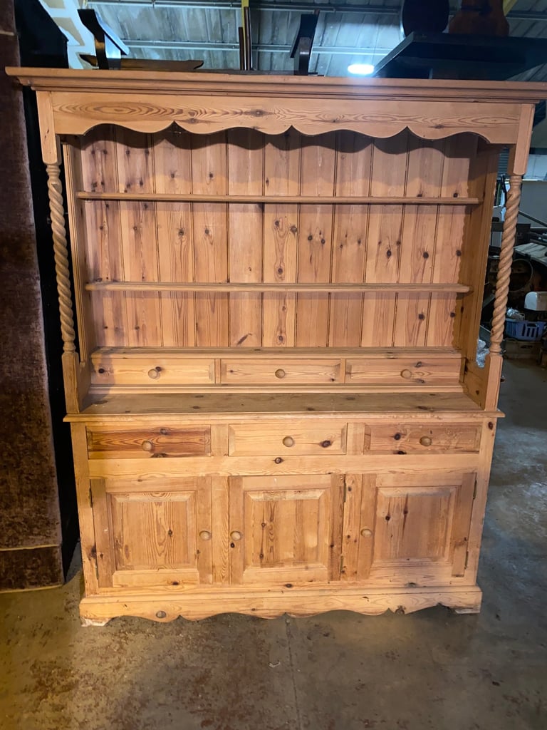 image for A VINTAGE PITCH PINE COUNTRY STYLE DRESSER ,UN WAXED ,READY FOR PAINT ,OR USE AS IS ,DELIVERY