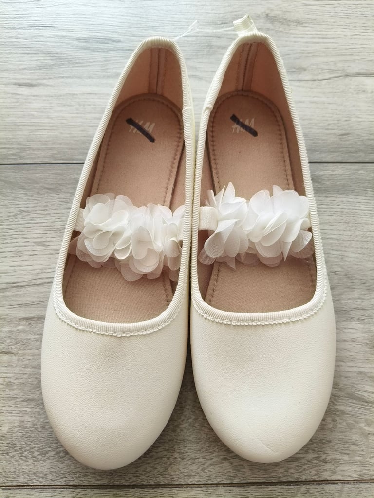image for H&M girls special ocassion shoes size 34