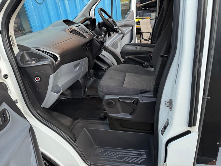 2017 Ford Transit Custom Crew Van