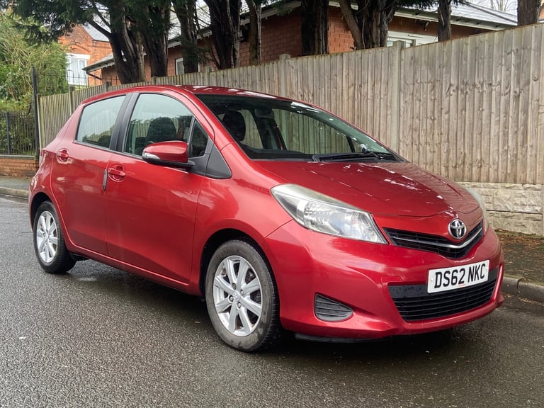 Toyota, YARIS, Hatchback, 2013, Manual, 1364 (cc), 5 doors