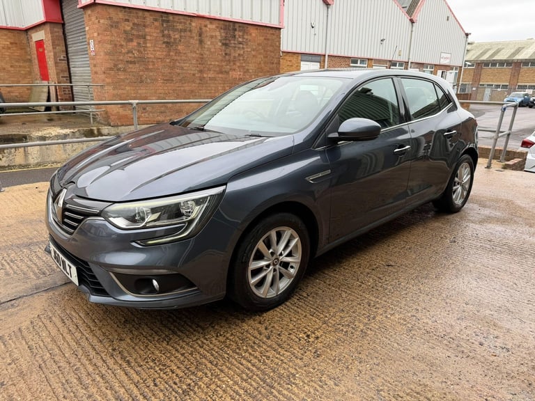 2017 Renault Megane 1.5 dCi Dynamique Nav 5dr HATCHBACK DIESEL Manual