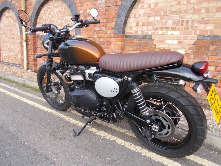 2024 TRIUMPH SCRAMBLER 900
