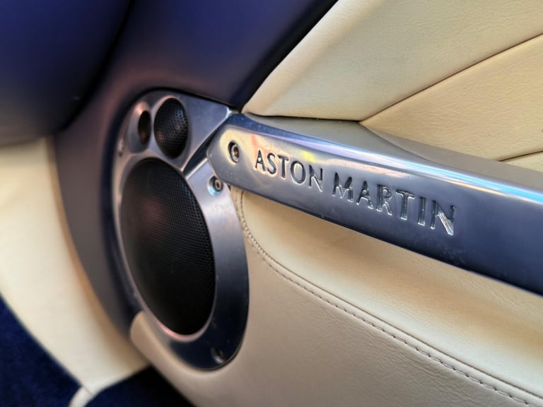 2004 Aston Martin Vanquish 5.9 Coupe 2dr Petrol Manual (396 g/km, 460 bhp) COUPE Petrol Manual