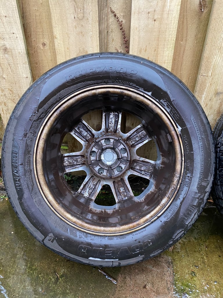 Ford Transit Connect MK1 Limited 15” Alloys 5x108