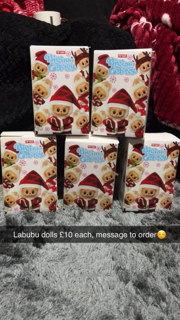 Labubu dolls 