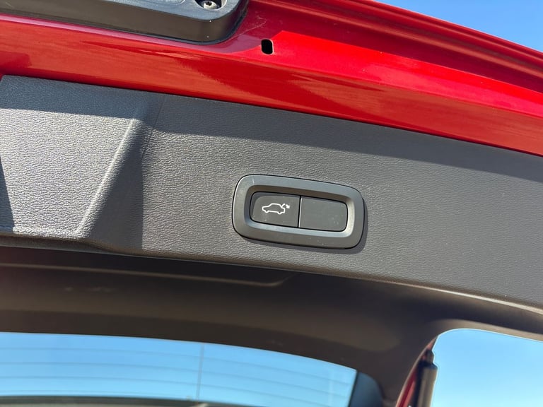 2020 Volvo XC40 1.5 T3 [163] R DESIGN 5dr Geartronic Estate PETROL Automatic