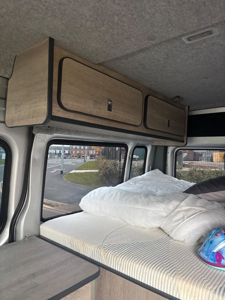 Ford, TRANSIT 140 T300 FWD, MPV, 2012, 2198 (cc), 5 doors