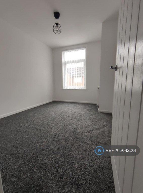 3 bedroom house in Robins Lane, St. Helens, WA9 (3 bed) (#2642061)