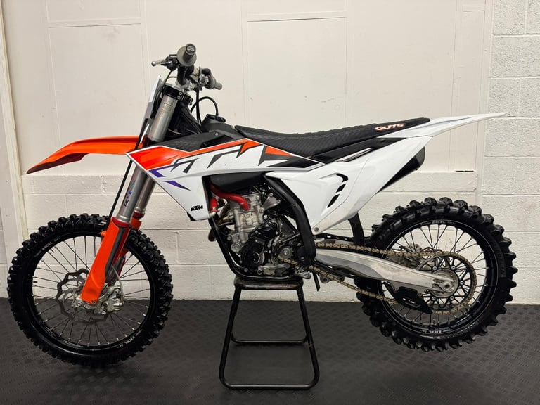 2023 KTM SXF 250 1 owner from new Motocross bike with warranty 