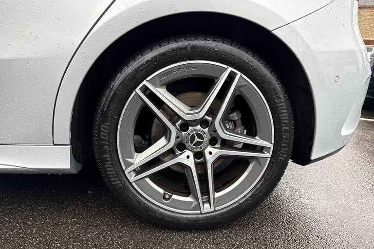 2019 Mercedes-Benz A-Class 1.3 A200 AMG Line (Premium) 7G-DCT Euro 6 (s/s) 5dr Hatchback PETROL A...
