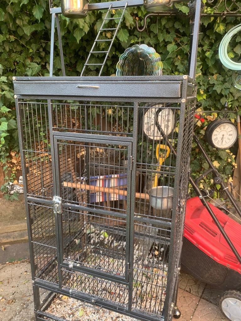 As new parrot cage 
