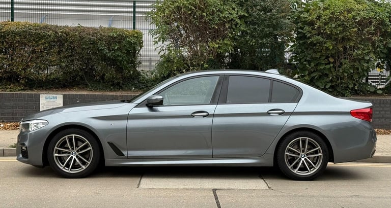 2017 BMW 5 Series 2.0 520d M Sport Saloon 4dr Diesel Auto Euro 6 (s/s) (190 ps) SALOON Diesel Aut...