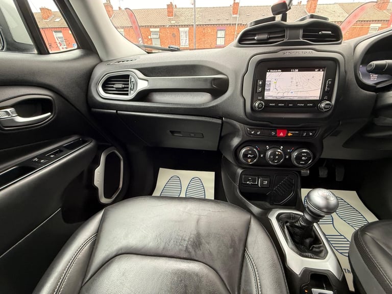 2015 Jeep Renegade 1.6 MultiJetII Limited SUV 5dr Diesel Manual Euro 5 (s/s) (120 ps) ESTATE Dies...